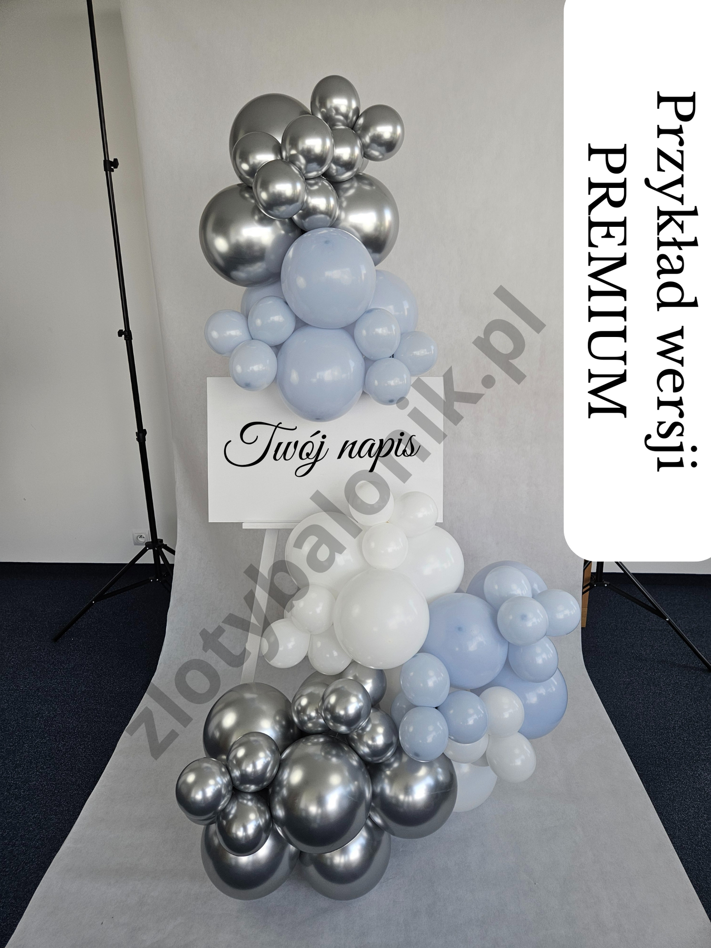 Girlanda balonowa na SZTALUDZE z personalizowaną tabliczką – Warszawa